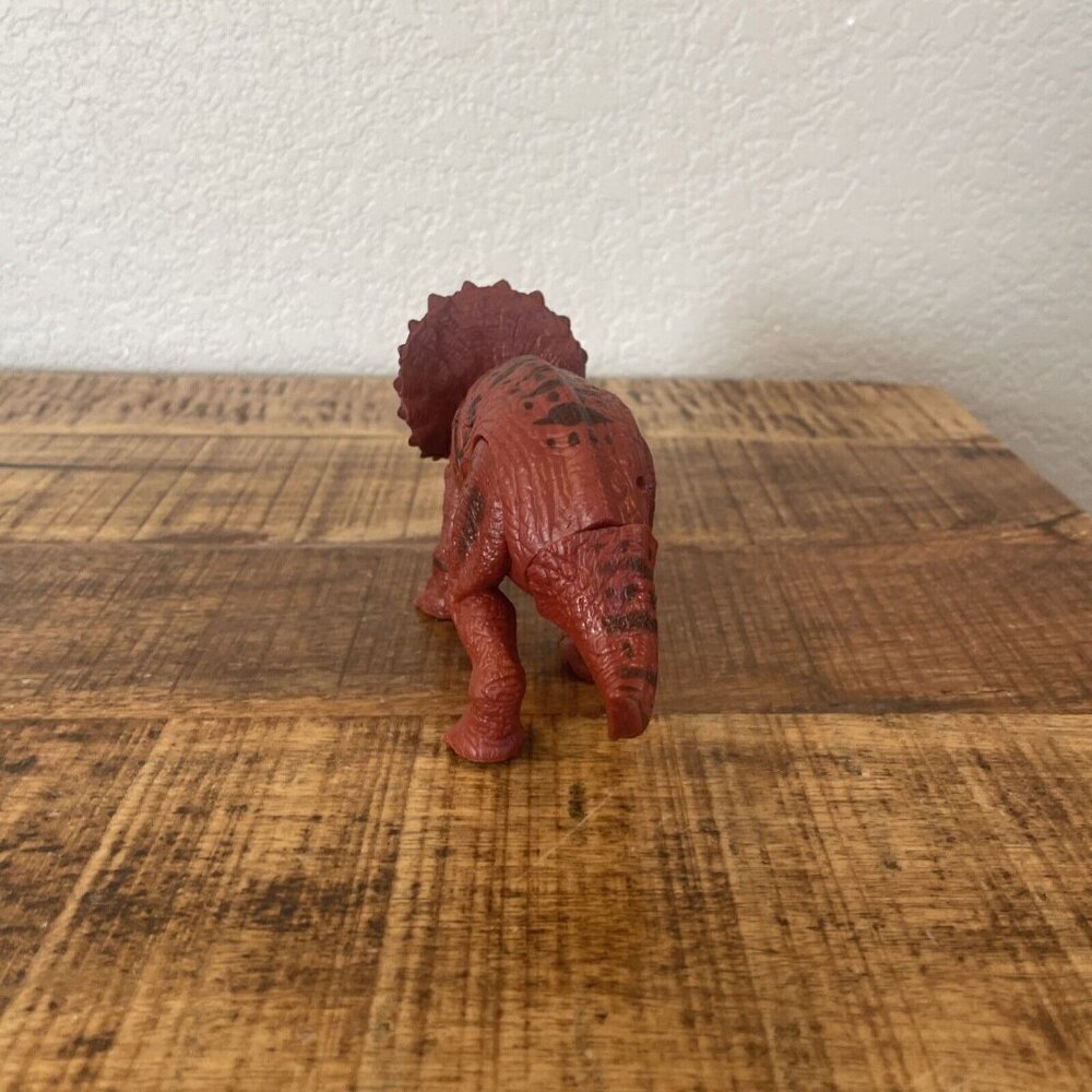 Triceratops Roar And Bite Figure light Up Eyes PVC Toy Dino Red Plastic 9” - Picture 3 of 9